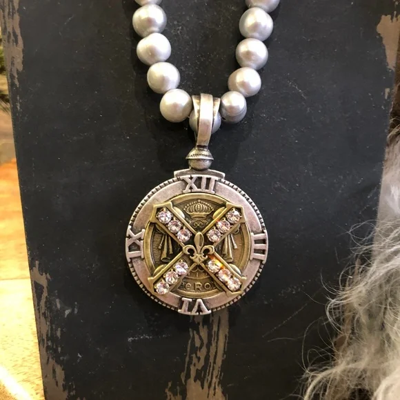 Elegant Silver and Gold Roman Numeral Necklace - Picture 1 of 4